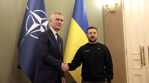 Zelenski: „Toată lumea înțelege că Ucraina nu poate deveni membru NATO atât timp cât războiul continuă” / Stoltenberg: Vom invita Ucraina să adere atunci când aliații vor fi de acord că toate condițiile sunt îndeplinite