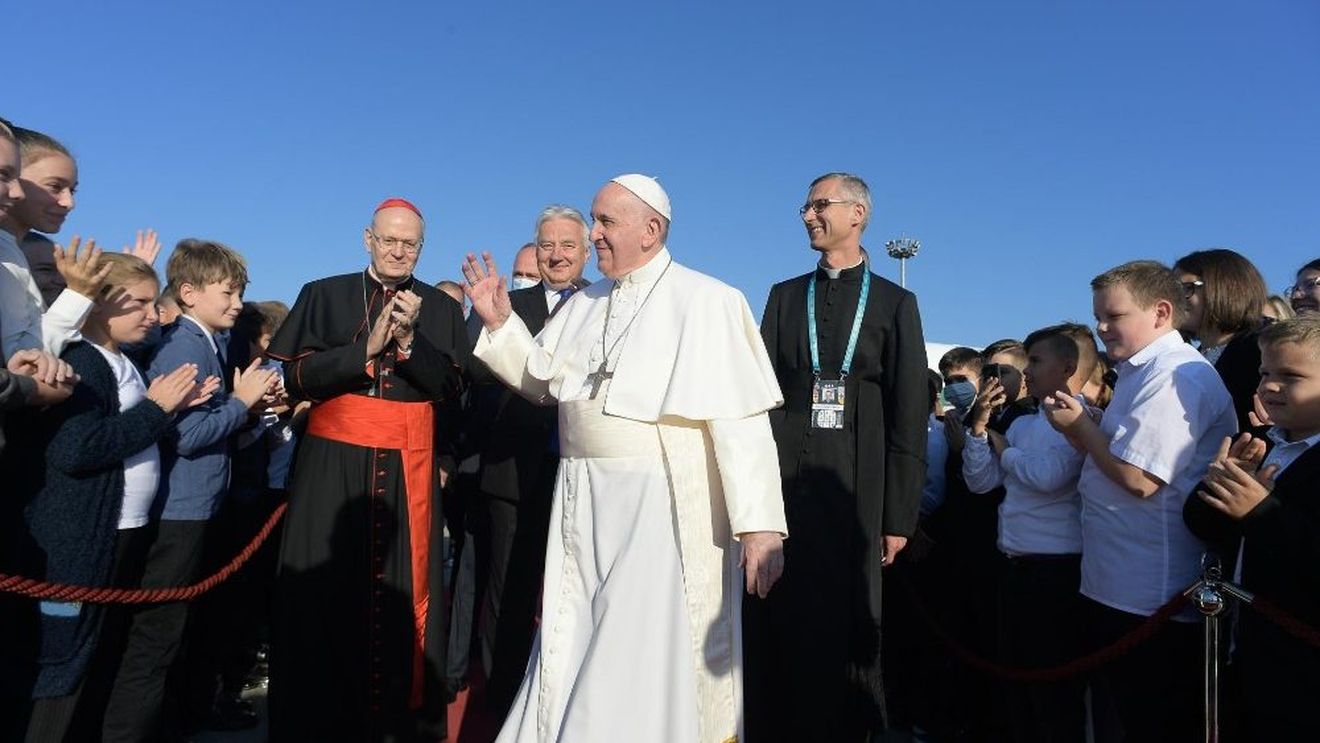 Papa Francisc se află duminică într-o vizită de câteva ore la Budapesta