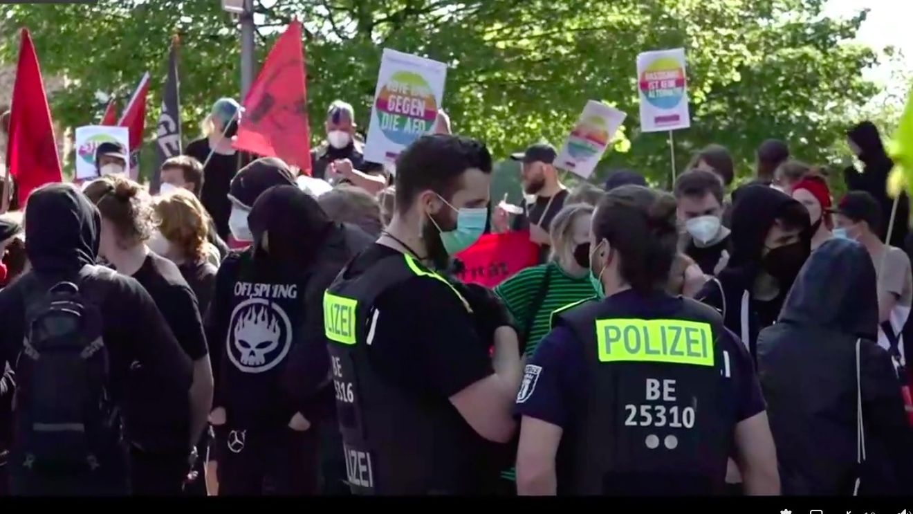Poliția germană, pregătită să intervină pentru a dispersa manifestațiile ilegale împotriva măsurilor anticoronavirus