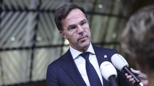 Nicușor Dan a fost felicitat de secretarul general al NATO pentru victoria la prezidențiale / Dan: Legătura transatlantică este vitală atât pentru România, cât și pentru Alianță