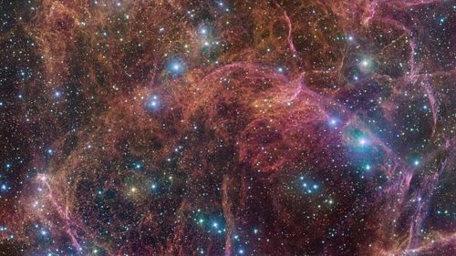 Observatorul European Austral a publicat o imagine tulburătoare care surprinde rămăşiţele exploziei unei stele masive, la 800 de ani-lumină de Terra / Steaua ar fi avut o masă de cel puțin opt ori mai mare decât Soarele