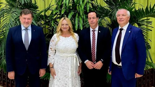 Rectorii Azamfirei, Pirtea și Abrudan îl însoțesc pe ministrul Rafila în Cuba, potrivit ambasadei României la Havana