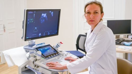 VIDEO Vaccinul anti-Covid provoacă sterilitate? Doctor Anca Panaitescu: "Am foarte multe paciente care au rămas gravide după vaccin, cu sarcini care merg foarte bine. Infecția cu Covid crește riscul de moarte fetală intrauterină, nu vaccinul"