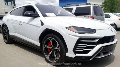 Poliția de frontieră: Un român a încercat să aducă din SUA un Lamborghini Urus, mașină în valoare de 1, 3 milioane de lei, declarând în vamă o valoare de trei ori mai mică / Mașina a fost indisponibilizată