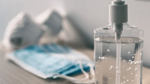 EXCLUSIVE A whistleblower has told G4Media.ro who was going to win a tender of 40 million lei from Prahova County Council for masks and sanitizers in schools / All the competitors of that tender were disqualified