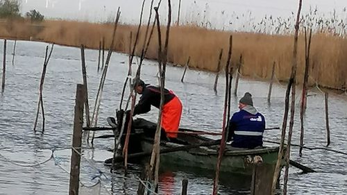 Folosirea năvoadelor şi a setcilor, interzisă în Rezervaţia Biosferei Delta Dunării / Motivul: nivelului scăzut al fluviului