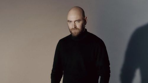 Miguel Castro Freitas preia conducerea creativă a casei de modă Mugler, în urma plecării lui Casey Cadwallader