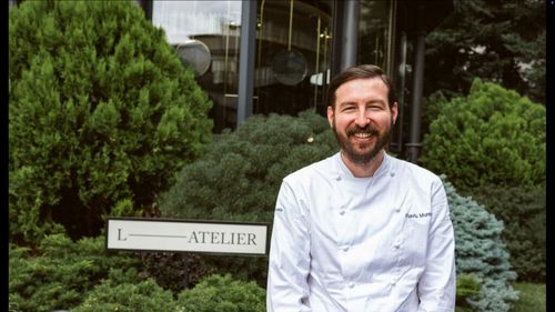 FOTO-VIDEO | Chef fără secrete | Flaviu Mureșan: „Peștele este subestimat. Mi-aș dori să văd mai mult pește românesc în restaurantele din București, iar oaspeții să fie mai deschiși către pește autohton, din Marea Neagră sau din Dunăre”