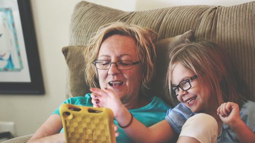 Marea Britanie – Bibliotecile au înregistrat un număr record de cereri pentru resurse digitale, în perioada izolării la domiciliu