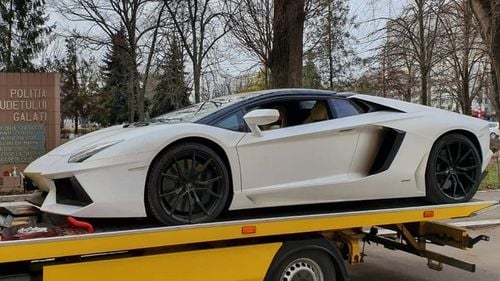 Statul a vândut fierul vechi din curtea lui Gheorghe Dincă, urmează mașinile acestuia / Ce mai vrea să vândă ANABI: un Lamborghini Aventador și un avion Cessna