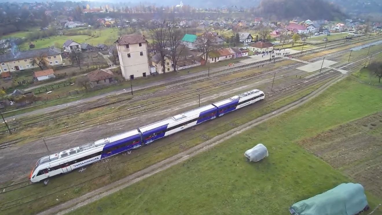 Un tren ucrainean de călători a efectuat o cursă de probă pe linia Berlibas - Valea Vişeului, pentru prima dată după 16 ani