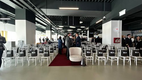 FOTO VIDEO Noul terminal de pasageri al Aeroportului de la Mihail Kogălniceanu a fost inaugurat / Teodosie a avut un scaun special față de ceilalți invitați / La eveniment a fost prezent și Selly de la Beach, Please!