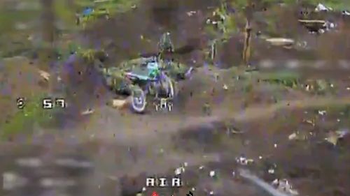 Cavaleria secolului XXI: de ce armata rusă folosește tot mai frecvent motocicletele pe linia frontului din Ucraina