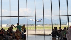 UE analizează amânarea, cu 10 ani, a introducerii de taxe la carburanţii pentru avioane şi vapoare