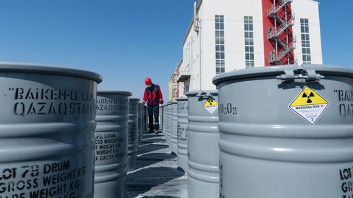 Iranul ia în considerare oprirea completă a îmbogăţirii uraniului pentru a reduce tensiunile cauzate de dosarul nuclear