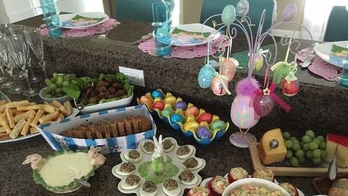 Cum sărbătoresc românii din America și Canada Paștele catolic