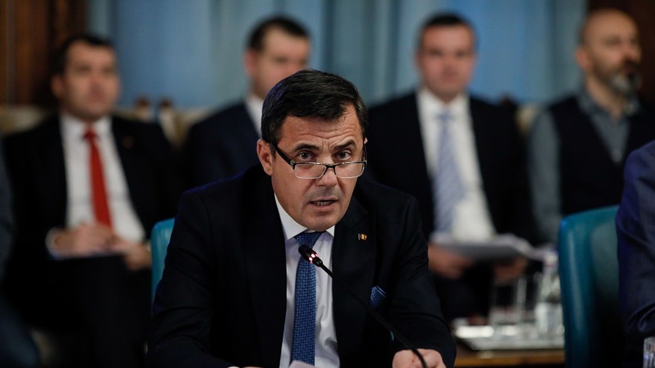 VIDEO Guvernul va adopta memorandumul privind finanţarea granturilor pentru IMM-uri, în cadrul Programului Operaţional Regional. Sunt prevăzute finanțări între 1,5 milioane şi 6 milioane de euro