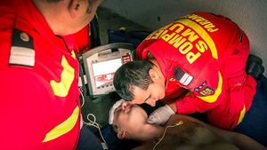 Alţi cinci pompieri de la Detaşamentul Cernavodă, infectaţi cu COVID-19/ Numărul cazurilor a ajuns la 15, după ce un pompier a murit la sfârșitul săptămânii trecute din cauza coronavirusului