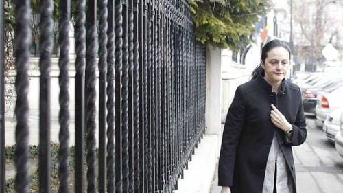 Alina Bica a fost condamnată definitiv la patru ani de închisoare într-un dosar și achitată în altul