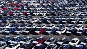 Vânzările de autoturisme noi în Europa au scăzut în iunie, în ciuda avansului mașinilor electrificate
