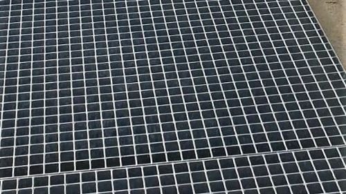 Fost secretar de stat în Ministerul Transporturilor, despre lipsa grătarelor de protecție de pe viaductul de pe Sibiu – Boița: ”Faptul că nu există normativ, nu i-a împiedicat să le monteze pe Autostrada Transilvania”