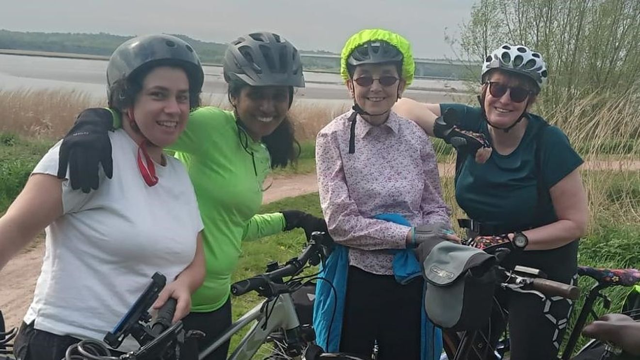 Mulți britanici revin la bicicletă ca mijloc de transport din cauza scumpirii carburanților