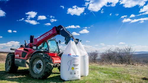 Azomureș oprește de astăzi producția de îngrășăminte. Compania susține că va relua producția „dacă și când condițiile pieței o permit”