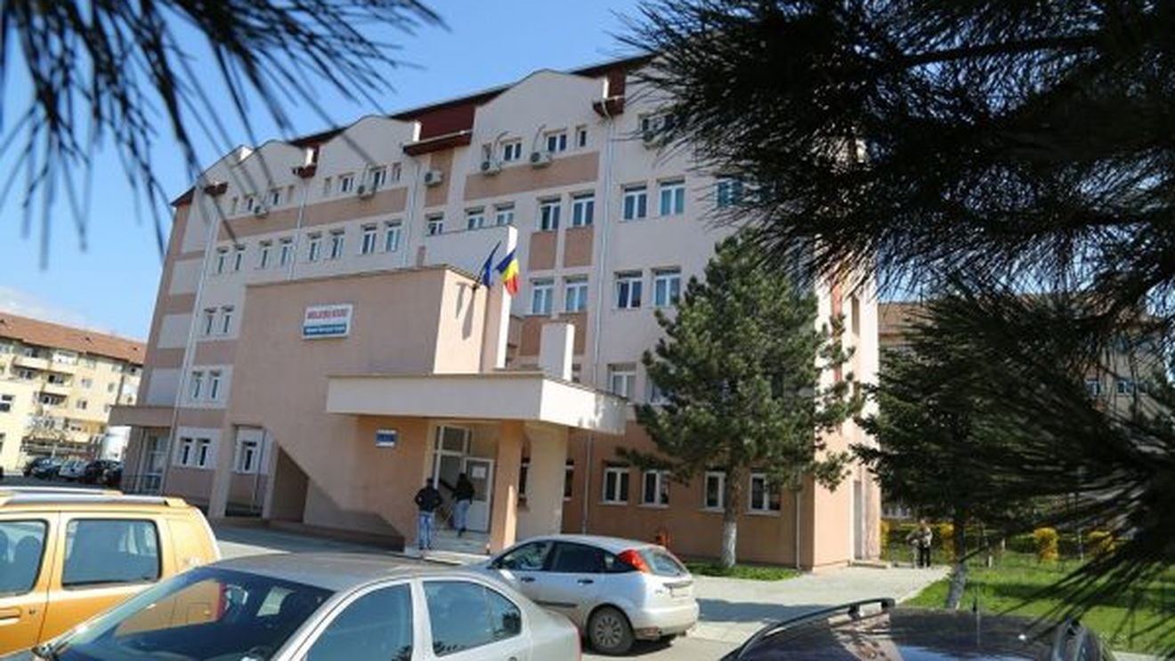 Personalul medical al Spitalului din Orăștie a demisionat din cauza lipsei de echipamente de protecție. Situație dramatică în județul Hunedoara