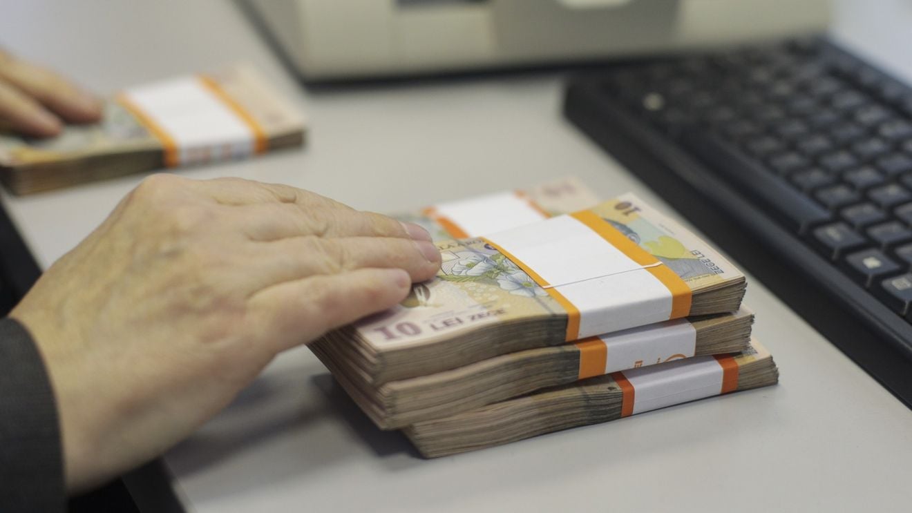 Primarul interimar la Capitalei anunță că salariile directorilor din companiile municipale vor fi plafonate la nivelul salariului unui viceprimar, iar indemnizaţiile membrilor consiliilor de administraţie vor fi limitate la minimul legal