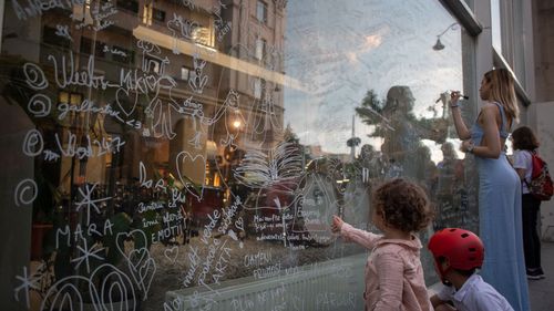 VIDEO Cum văd tinerii orașul când străzile devin pietonale/ Weekend-urile „străzilor deschise”
