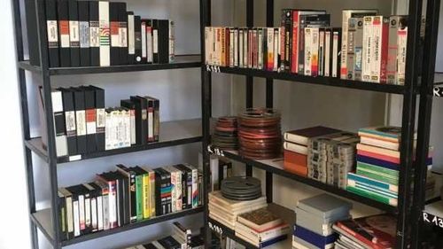 Casete video din colecția lui Nicolae Ceaușescu, descoperite de un angajat al studiourilor Buftea: „Mad Max“, „Atlantic City“, „Ben-Hur“, „Taxi Driver“ dar și filme pentru adulți