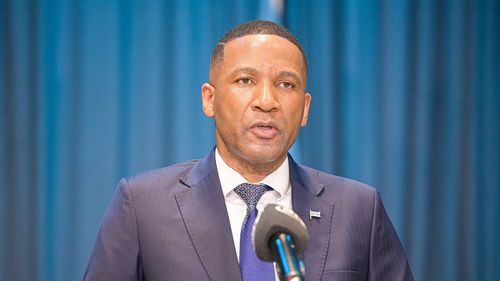 Președintele statului Botswana declară stare de urgență națională în domeniul sănătății publice, întrucât țara africană se confruntă cu o penurie de medicamente și echipamente medicale esențiale
