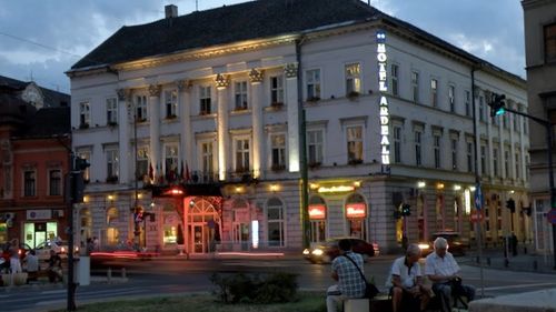 Hotelul Ardealul din Arad este vândut unei societăți controlate de Guvernul maghiar, cu 5,8 milioane de euro / Primăria Arad a renunțat la dreptul de cumpărare
