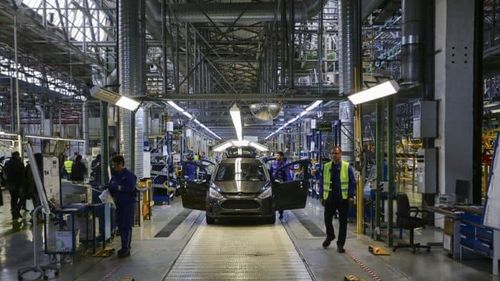 Cum vrea guvernul să privilegieze companiile românești la licitațiile publice: introduce „Criteriul verde”, care favorizează firmele cu ruta de transport cea mai scurtă