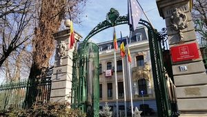 Partidele pot închiria sedii de la RA-APPS pentru 15 ani în loc de 5, la un tarif care să includă o cotă de profit de minimum 10% / Ordonanța de urgență cu noile condiții a ajuns la votul Parlamentului