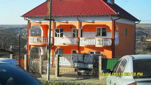 Povestea cartierului de romi horahai din orașul tulcean Babadag, care a intrat în carantină totală/ În 2016, primarul le-a demolat casele construite ilegal și a câștigat alegerile la un singur vot