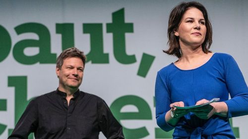 Aproape jumătate dintre germani doresc un candidat ecologist pentru funcţia de cancelar