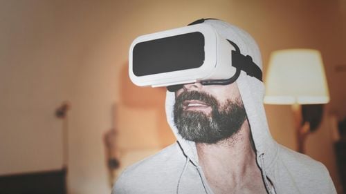 Cum ar putea fi tratată dependența de droguri cu ajutorul realității virtuale: Guvernul britanic investește 12 milioane de lire în noi tehnologii pentru a reduce numărul de morți cauzate de supradoze