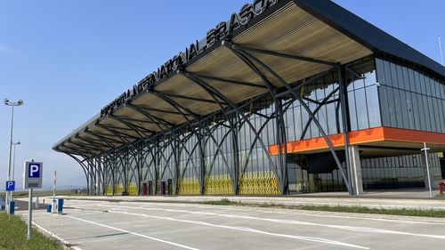 Aeroportul Braşov, pe minus în primul an de funcţionare / A avut venituri de 13,6  milioane de lei, din care 11,5 milioane au fost subvențiile de la Consiliul Judeţean Braşov