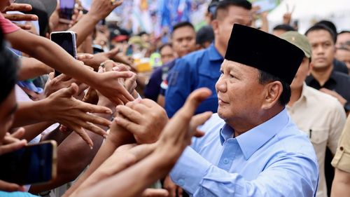 Ministrul indonezian al Apărării se îndreaptă spre o victorie din primul tur al alegerilor prezidenţiale