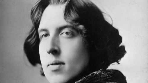 Permisul de bibliotecă al lui Oscar Wilde a fost reemis la 130 de ani după ce a fost revocat / I s-a luat dreptul de a împrumuta cărți din cauza unei condamnări pentru homosexualitate