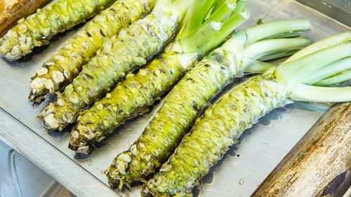 Ce nu știai despre wasabi, hreanul japonez afectat de închiderea restaurantelor: Crește între 12 și 18 luni, temperatura apei trebuie să rămână între 10 și 15 grade și se produce doar în câteva regiuni din Japonia