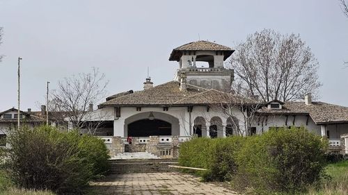 Terenul Vilei Regale din Mamaia a intrat în administrarea Ministerului Culturii / Vila ar urma să intre acum într-un amplu proces de restaurare