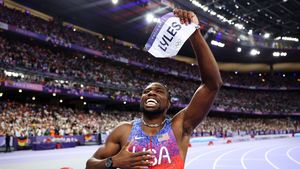 Cum a ajuns atlet profesionist Noah Lyles, noul campion olimpic la 100 de metri, în urma unei curse dramatice / Relația cu mama sa și lupta cu depresia
