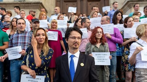 O judecătoare de la Neamț a scăpat fără sancțiune de la Inspecția Judiciară după ce a participat la protestul tăcut al magistraților. A pierdut postul de șef al Tribunalului