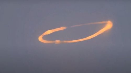 VIDEO Cercuri de fum aproape perfecte ies din Vulcanul Etna şi oferă un adevărat spectacol