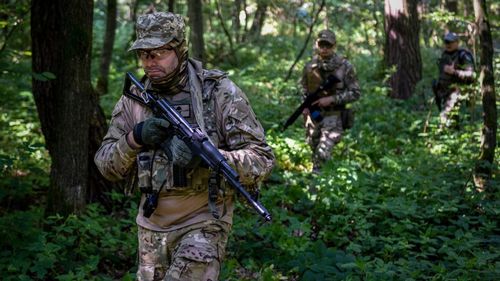 LIVE Ziua 188 de război. Rusia amenință că va riposta dacă UE va decide suspendarea vizelor pentru ruși/ Forțele ucrainene intensifică atacurile cu artilerie în sudul țării / Zelenski le transmite rușilor ”să fugă” după contraofensiva în Herson, în timp ce rușii susțin că încercarea "a eșuat lamentabil"