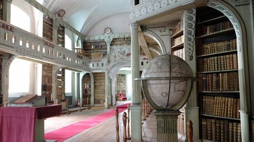 14 monumente istorice, refăcute cu fonduri UE. 280 de milioane de euro pentru Biblioteca Batthyaneum din Alba Iulia, Muzeul Grigore Antipa, Opera Română, situl arheologic Cucuteni și alte clădiri de patrimoniu