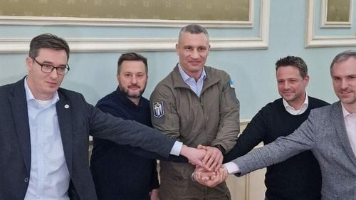 Primarii din Budapesta, Bratislava, Praga şi Varşovia în vizită în Kiev / Gergely Karacsony: „Budapesta este alături de Ucraina. Guvernul ungar nu înseamnă Ungaria”