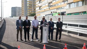 VIDEO Nicușor Dan, Radu Mihaiu și viceprimarii Bucureștiului au insistat pe alianța PNL-USR-PMP în discursurile de la inaugurarea pasajului Doamna Ghica/ Primarul Sectorului 2 i-a cerut lui Dan să finalizeze mai repede studiile pentru tramvai
